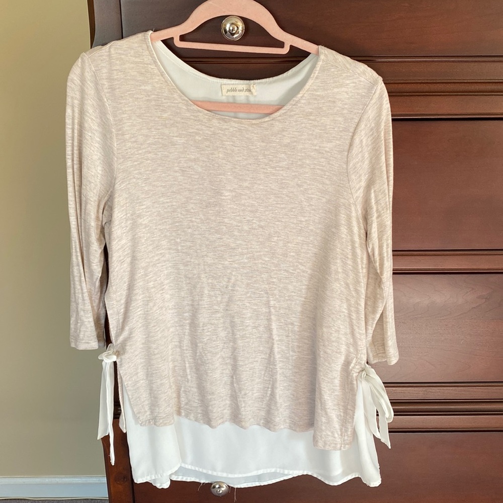 Pebble and Stone Beige & White Flowy Summer Blouse